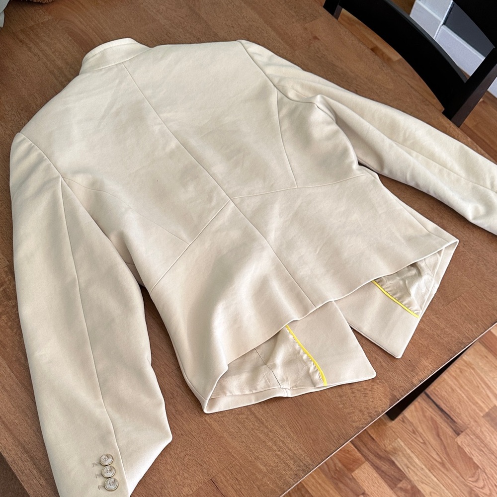 Antonio Melani Cream Blazer Tailored Chic Size 10 - Picture 8 of 8